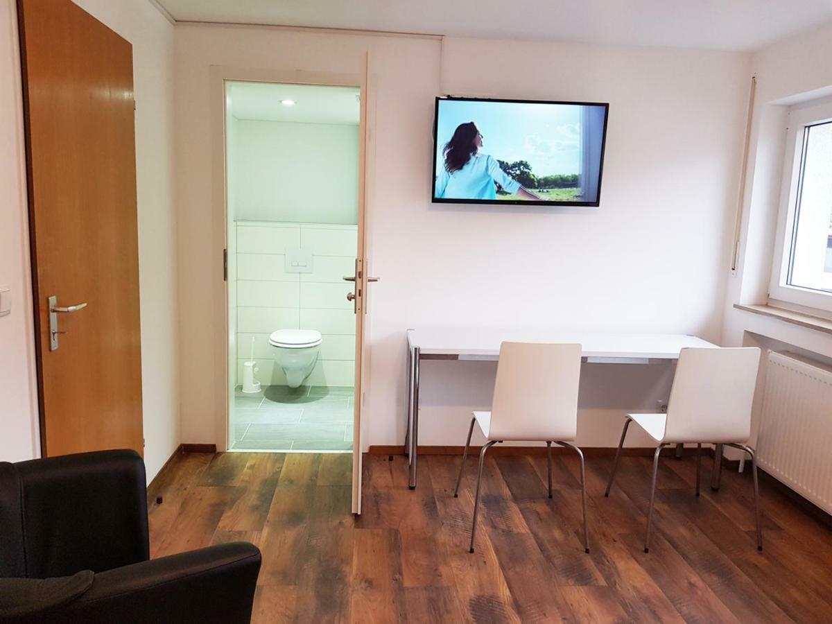 Monteurzimmer Obersulm Hotel ภายนอก รูปภาพ