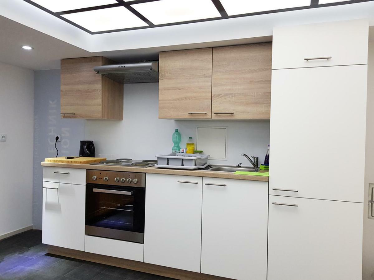 Monteurzimmer Obersulm Hotel ภายนอก รูปภาพ